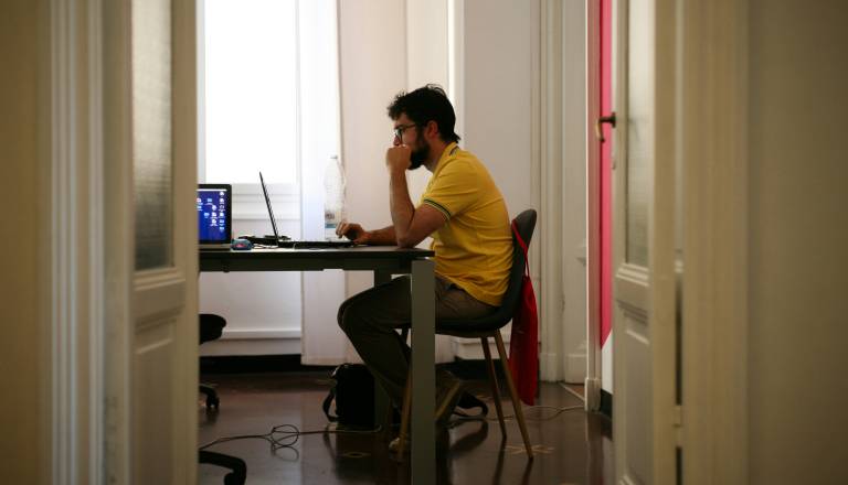 Šok v slovenskem podjetju: Na skrivaj snemali maile, klike in zasebne pogovore