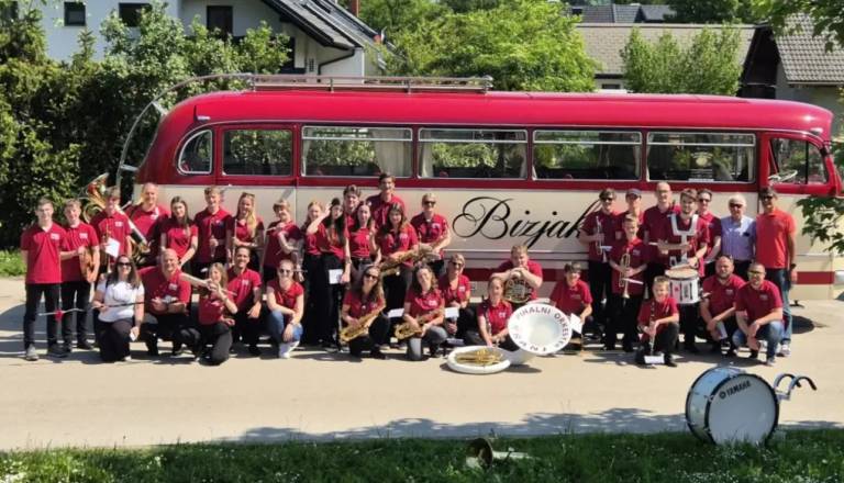 Gorenjske kraje prebudile prvomajske budnice: »Budnica ima globok pomen in pri nas dolgo tradicijo praznovanja solidarnosti«