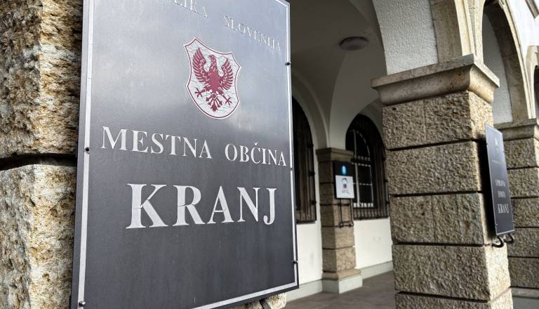 Kranj sprašuje občane: Katere občinske storitve bi vam olajšale življenje?