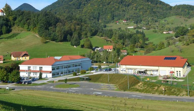 Reflektorji, fitnes in nova igrišča, Žetale nadaljujejo obnovo športnega parka