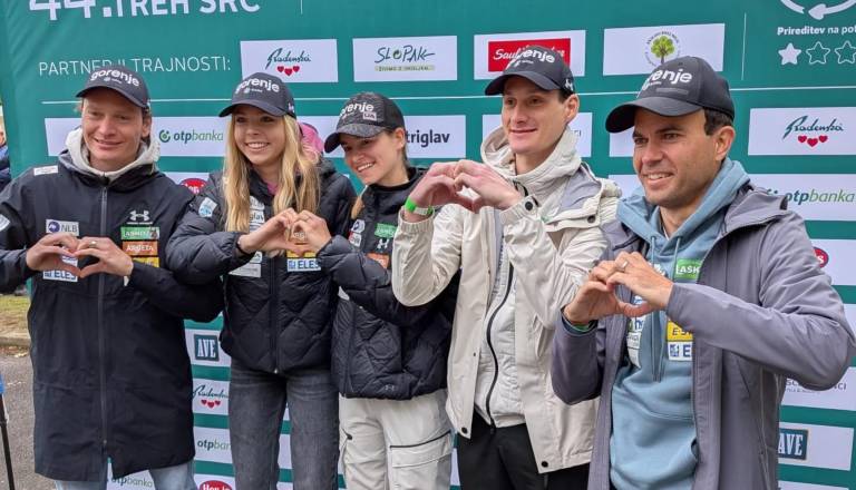 Maraton v Radence privabil tisoče tekačev in nekatera znana imena, za posebno doživetje poskrbeli slovenski skakalci