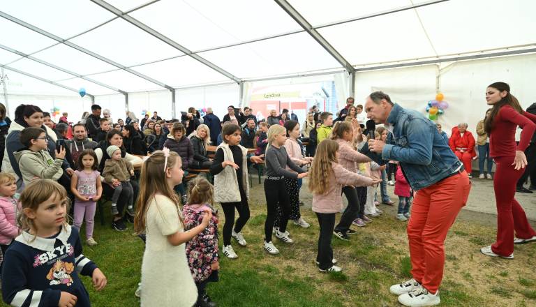 FOTO in VIDEO: Čuki poskrbeli za veselo vzdušje na dnevu družin v Radmožancih