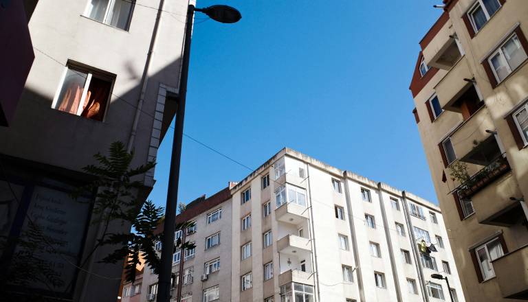 Prodaja v porastu, a rast cen ne pojenja: Stanovanja že več kot 5000 evrov na kvadrat