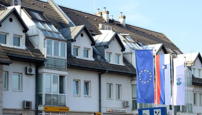 Občina ustavila postopek za podelitev koncesije za zbiranje odpadkov
