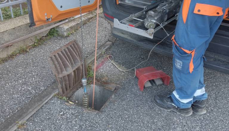 Kaj se zgodi, ko v kanalizacijo odvržemo napačne stvari?
