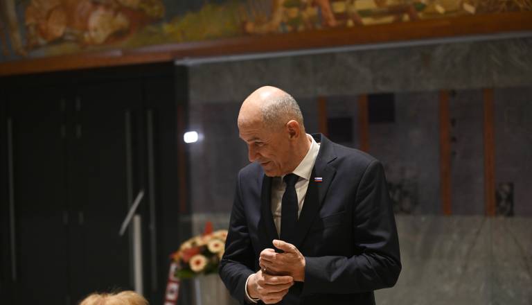 Kandidatura Janeza Janše za predsednika vlade tudi uradno vložena
