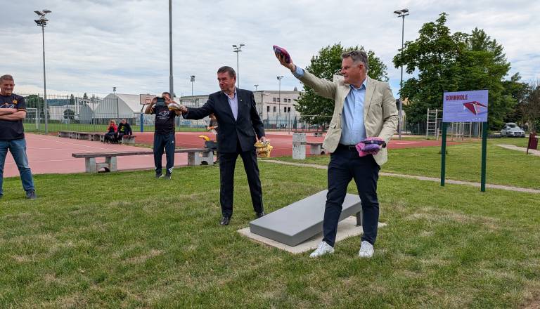 FOTO in VIDEO: V Mariboru postavili prvo javno »štrbunk« igro v Sloveniji