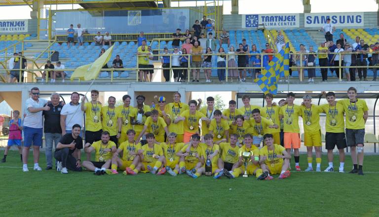 FOTO in VIDEO: V Beltincih se znova piše zgodovina, mladi upi po 25 letih slavijo preboj v prvo ligo