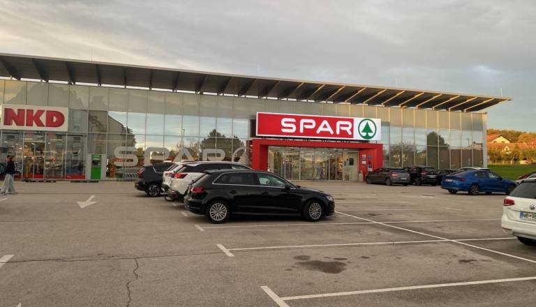 V Rabelčji vasi od junija dalje možnost najema parkirnega mesta