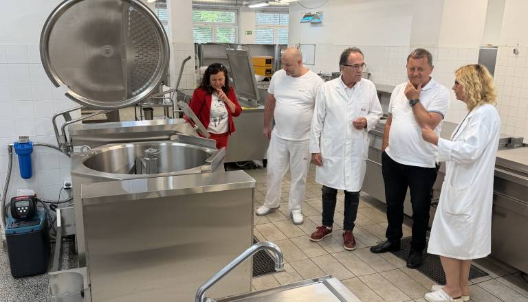 UKC Mariboru naredili prvi korak k prenovi zastarele kuhinje