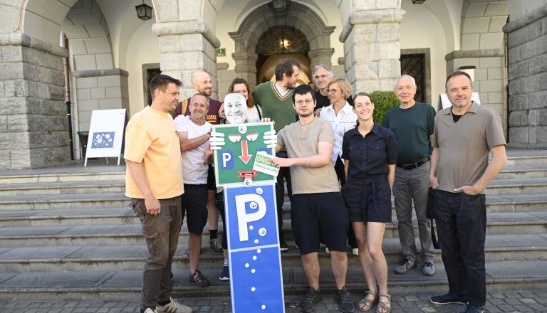 Ljubljančani zbrali dovolj podpisov: »Pošiljamo jasno sporočilo mestni oblasti«