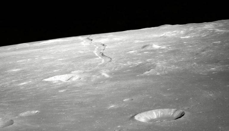 Zakaj bo današnja polna luna nekaj posebnega?