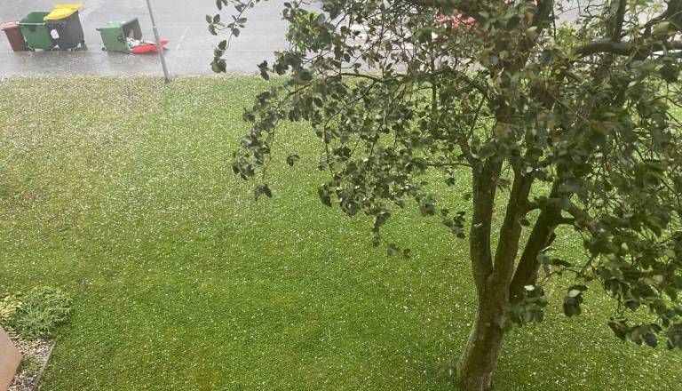 Meteorologi opozarjajo: Proti Ptuju prihaja nova nevihtna linija