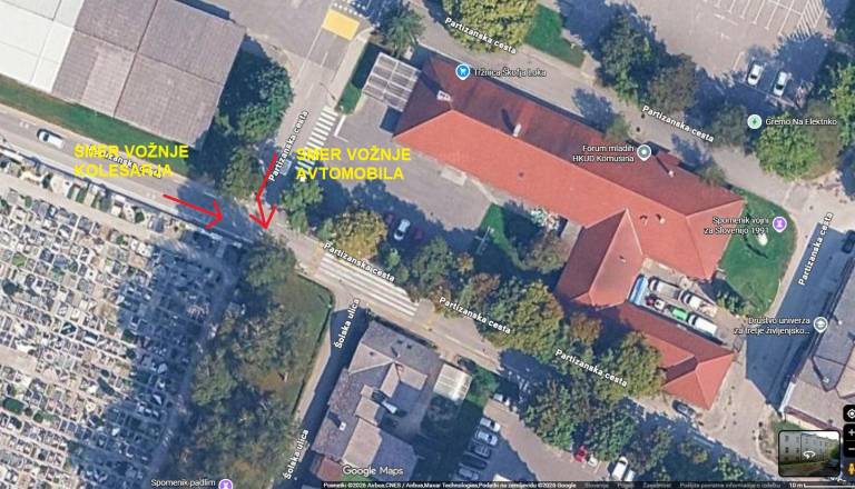 Gorenjci, ste ga videli? Policija išče voznika črnega avtomobila