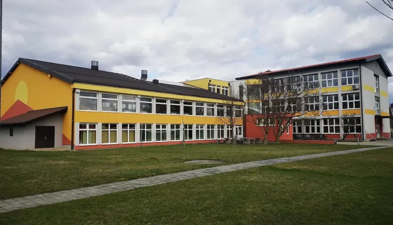 Aktualni ravnatelj Osnovne šole Bogojina naj bi po seji podal odstopno izjavo