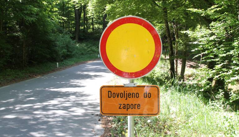 FOTO: Tako napreduje 600 metrov nove ceste v bližini Trebnjega