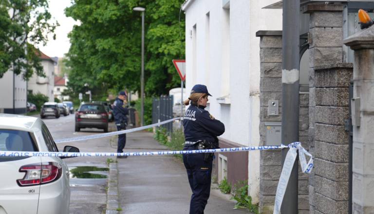 FOTO: Že drugi napad na žensko na območju Šiške v enem dnevu, to je prizorišče