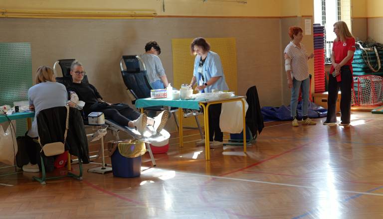 Čarno-bejla krf znova povezala Prekmurje, letos prijavljenih že 62 krvodajalcev
