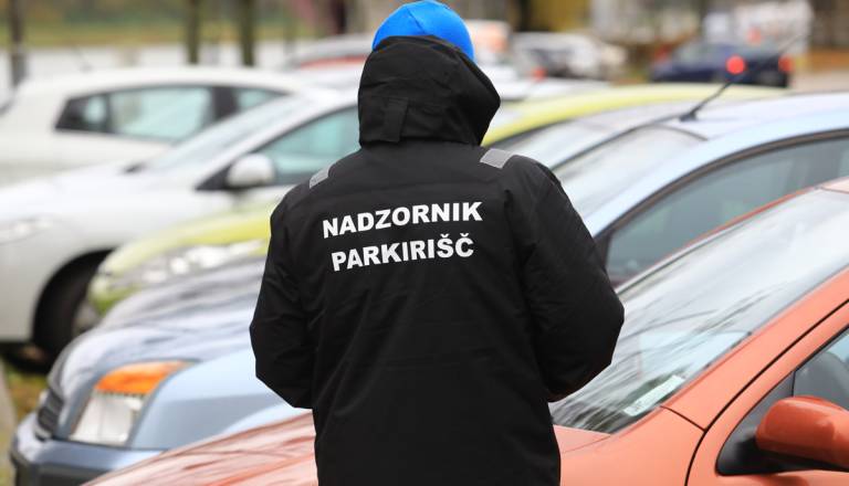 Marprom zaposluje: Delo pod pritiskom, a z rednim plačilom in dodatki