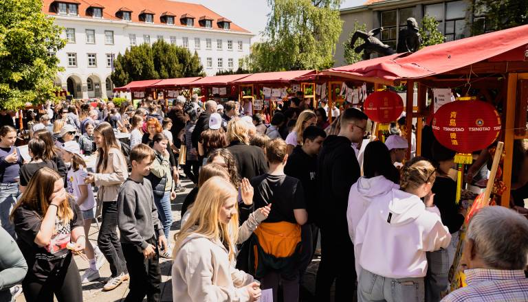 FOTO: »Na Slovenski trg smo v prenesenem pomenu preslikali ves svet«