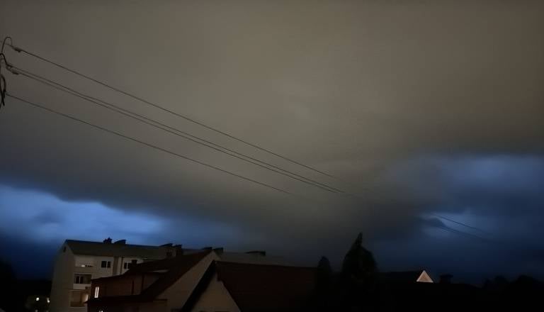 Za Podravje zelo velika verjetnost nastanka toče