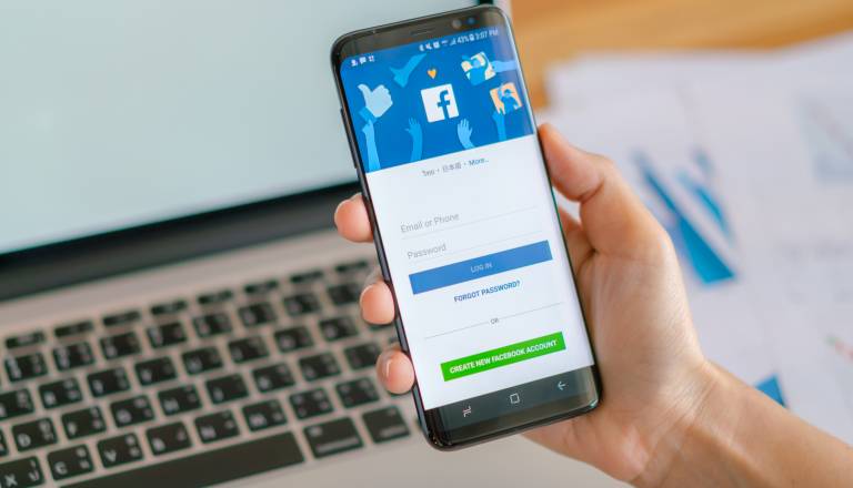 Facebook nedostopen za številne uporabnike
