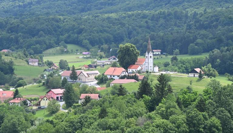Rifelj in Lep Šimenko v Žetalah obljubili hitro pomoč po neurju