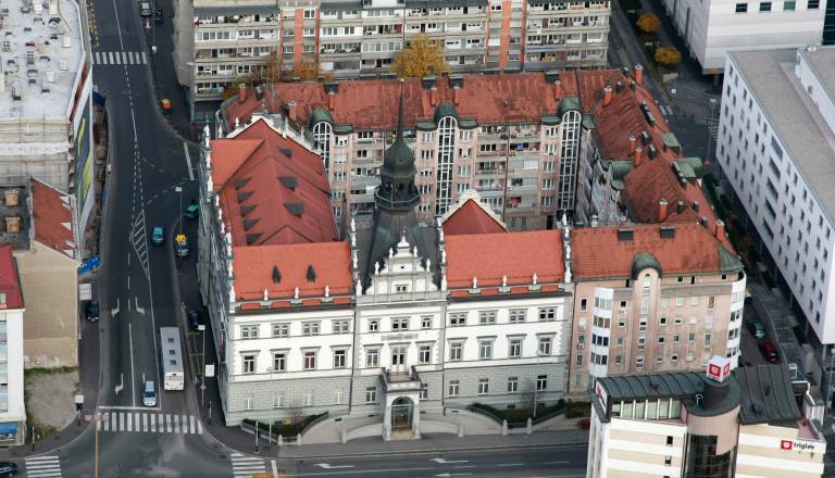 Kdo bo vodil Narodni dom Maribor? Objavljen je razpis za direktorja