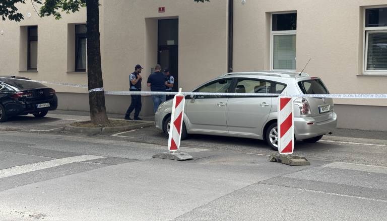 NOVE INFORMACIJE: Policija preiskuje umor 62-letnice, osumljeni 63-letnik storil samomor