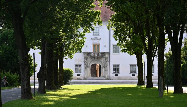 Muzeji odpirajo vrata v noč: Kaj prinaša Poletna muzejska noč v Pomurju?