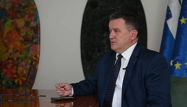 Brez rojstev in z migracijami to ne bo več Evropska unija, svari predsednik komisije državnega sveta