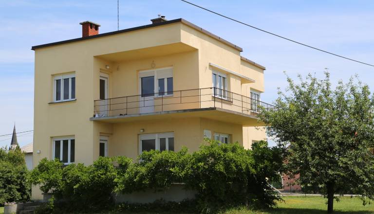 FOTO: Keršovanova vila: Prvi veliki izraz moderne arhitekture v Murski Soboti