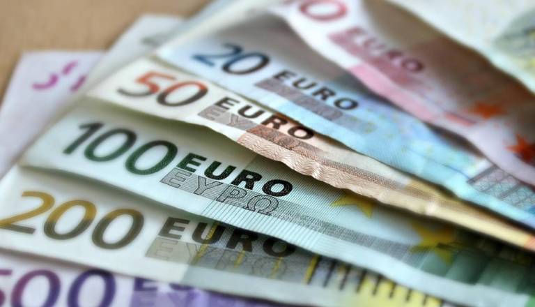Nekatere družine bodo dobile višji otroški dodatek, ukinjena ena ugodnost