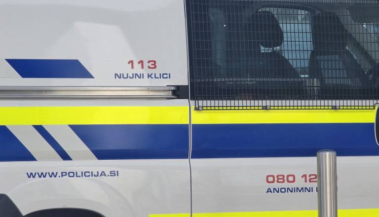 Srečen razplet iskanja: Pogrešano 75-letnico našli na območju Kranja