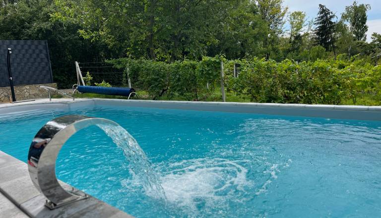 Na širšem območju Dolenjske uvedli prepoved pitne vode