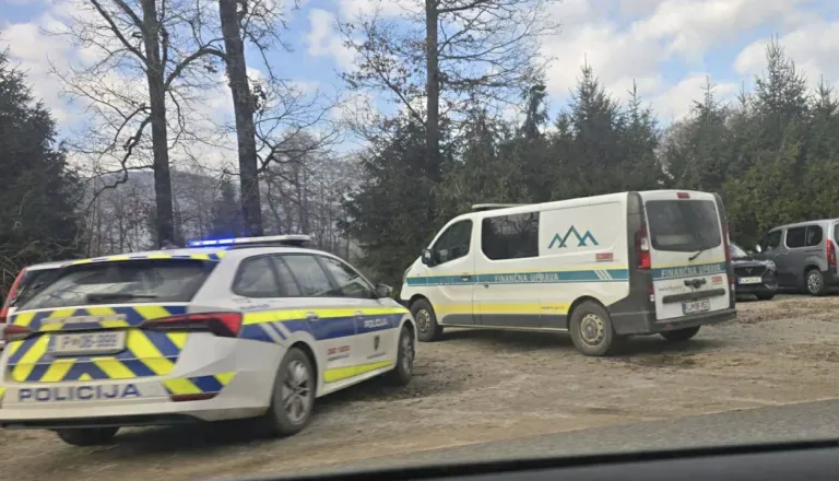 Rubeži v romskih naseljih pod drobnogledom, je finančna uprava ciljala Rome?