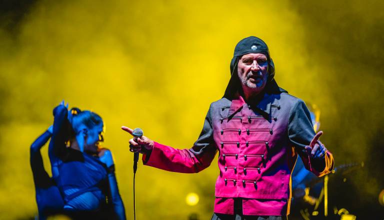 FOTO in VIDEO: Laibach navdušil z zvočnim in vizualnim spektaklom