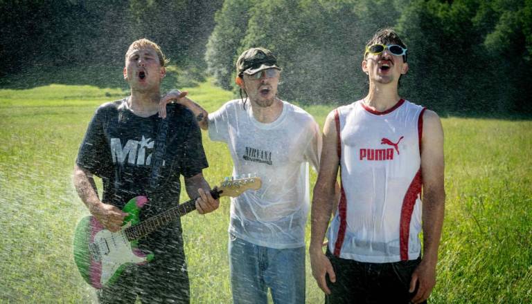 Štajerska skupina DEMM z rožo osvojila TikTok, zdaj prihajajo še na Festival Lent