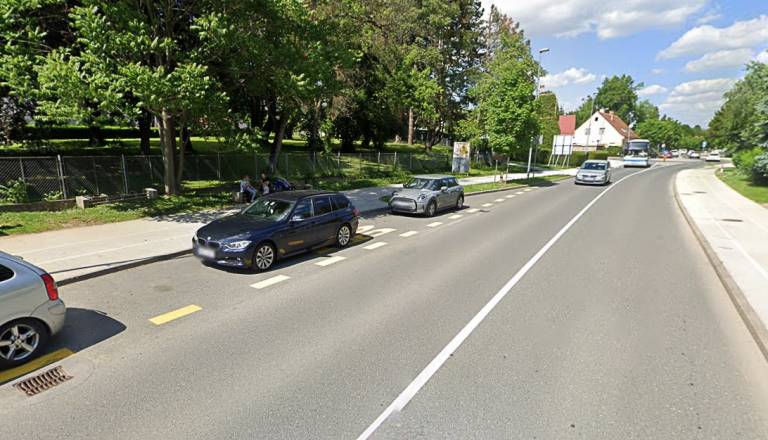 Na avtobusnem postajališču na Potrčevi cesti izdali že 236 glob, kršitev je manj