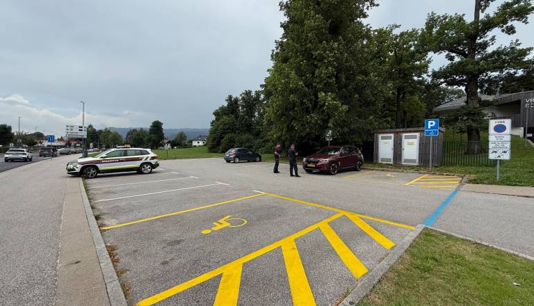Primerjava parkirnin na Gorenjskem: od brezplačnih parkirišč do 7,50 evra na uro