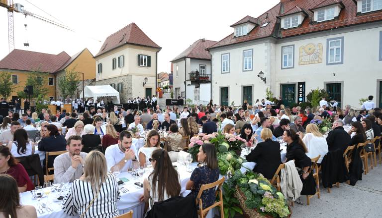 FOTO in VIDEO: Žametna večerja na Lentu znova pokazala, zakaj sodi med najbolj posebne dogodke
