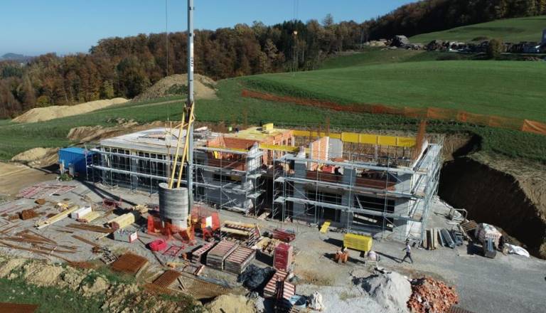 Nov gasilski dom pri Sevnici: Po letih prizadevanj končno dokončali gradnjo