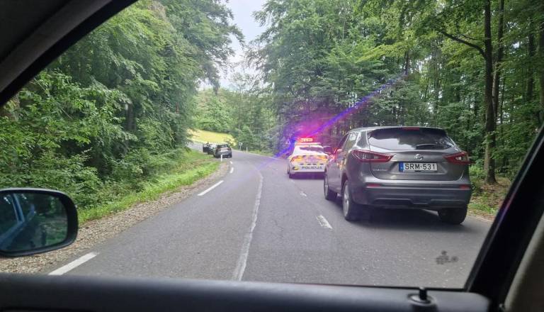 Cesta Dolič – Martinje zaprta, vozniki opozarjajo: »Na cesti popolna zapora!«