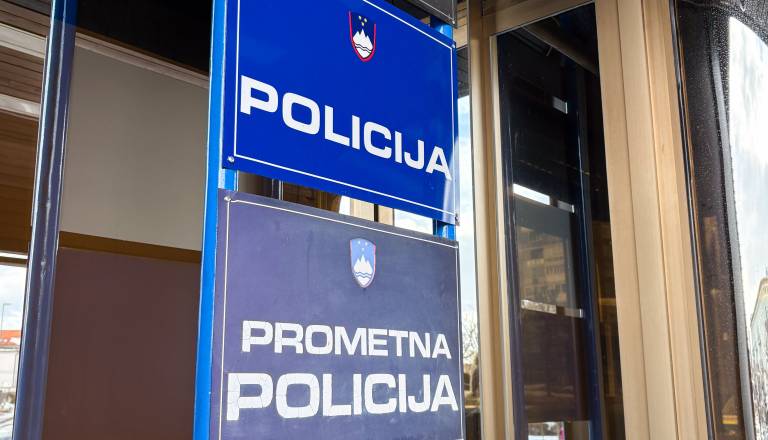 Policijska uprava Kranj zaposluje: Plača več kot 1.490 evrov bruto, pogodba za nedoločen čas