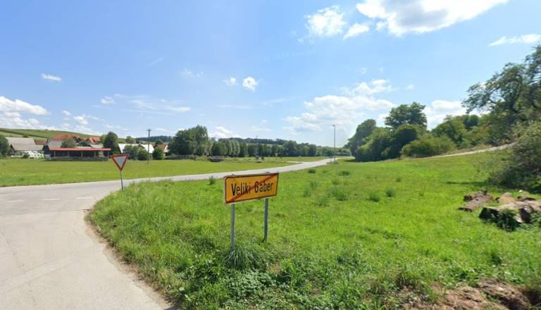 Več dni bo zaprta cesta pri Velikem Gabru: Kakšni bodo obvozi?