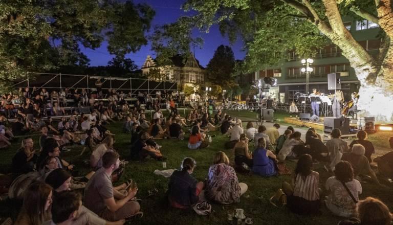 Ljubljana vabi na razgiban konec tedna z elektronskimi ritmi, jazzom in umetniškim sejmom