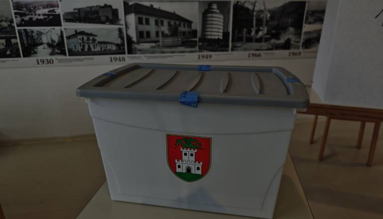FOTO: Ljubljančani danes odločajo o parkirnem odloku, izid referenduma bo znan zelo hitro