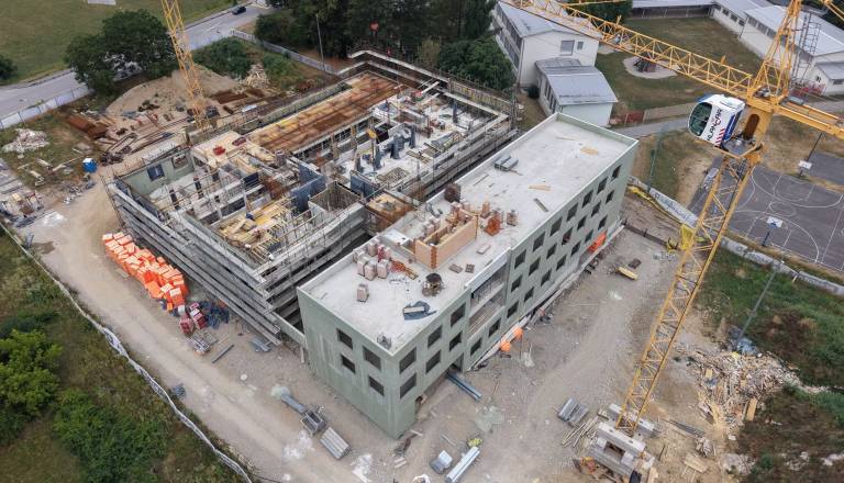 Gradnja Zdravstvene postaje Tezno napreduje: Dela že v novi fazi