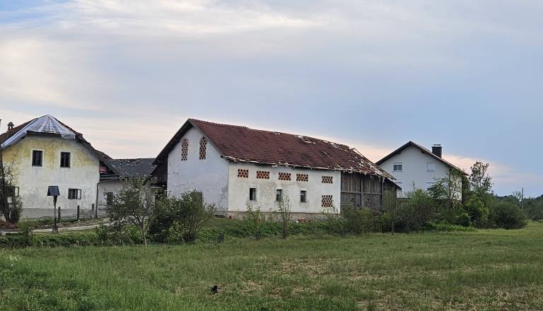 Poglejte, kako je Komenda videti mesec dni po uničujočem neurju