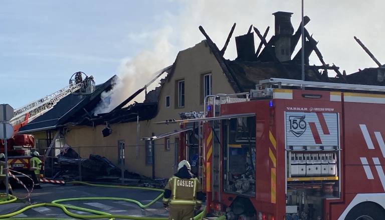 Po požaru na Ormoški cesti družina ostaja brez rešitve, v petek se izteče še začasna nastanitev